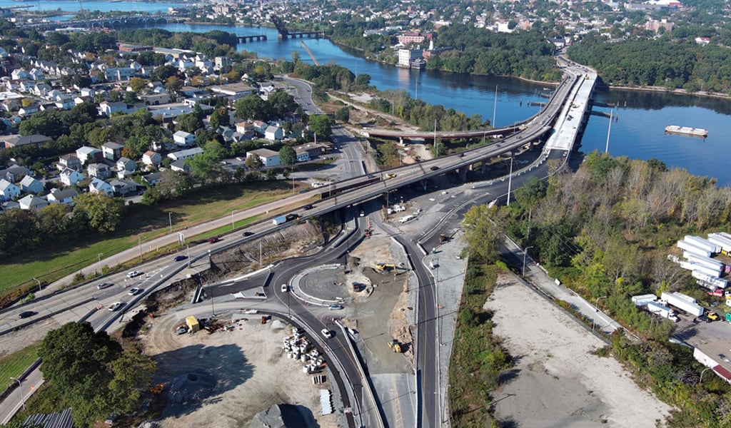An overhead view of the new and old Henderson Bridges and construction work on the bridge approach.