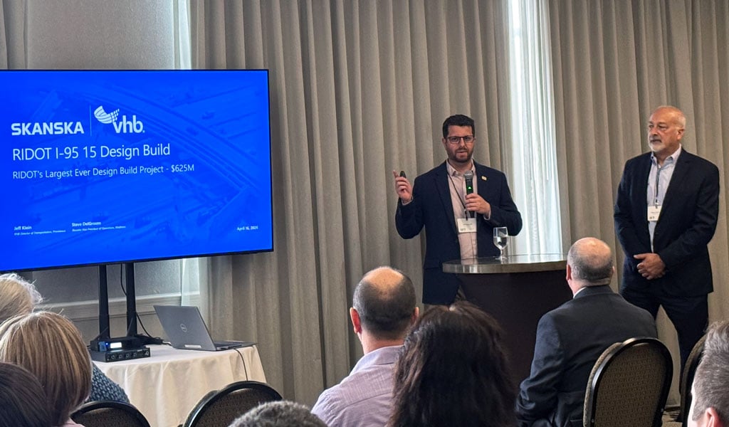 VHB Providence Director of Transportation Jeff Klein and Skanska Vice President of Operations Steve DelGrosso