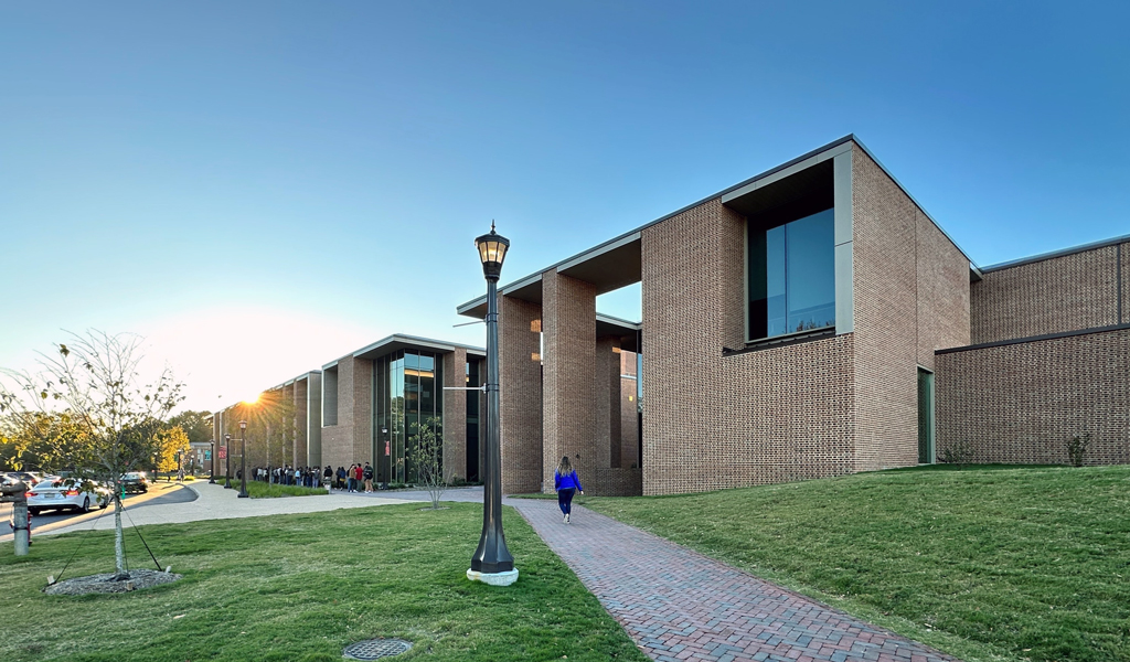 The front entrance of the new W&M Performing Arts Center. 