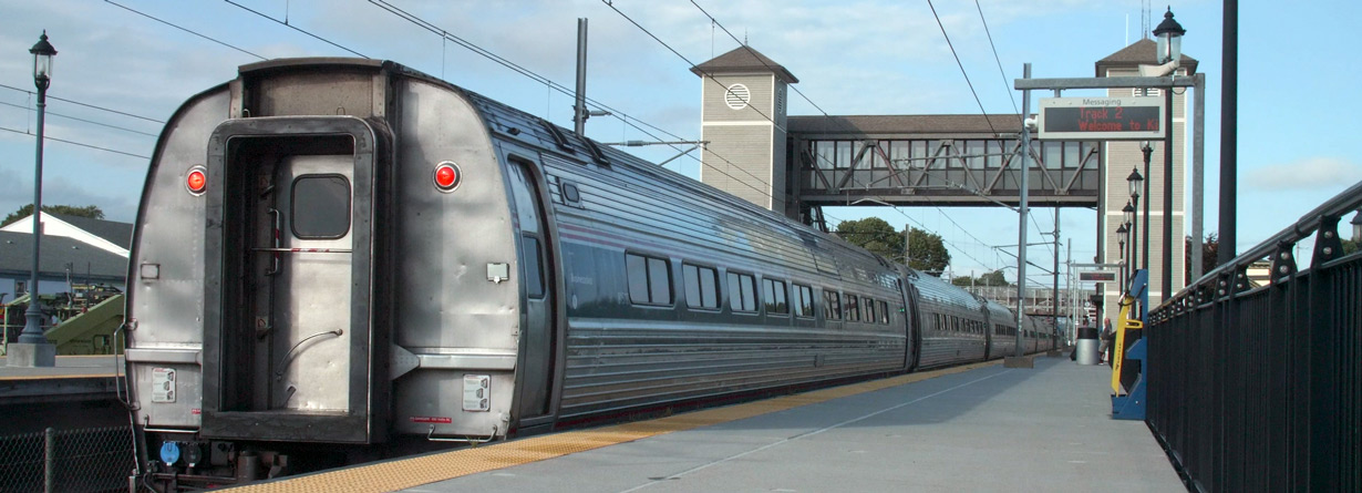 Image of Train at a station