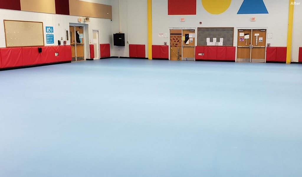 Before and After case study image showing a beige floor and a blue floor.